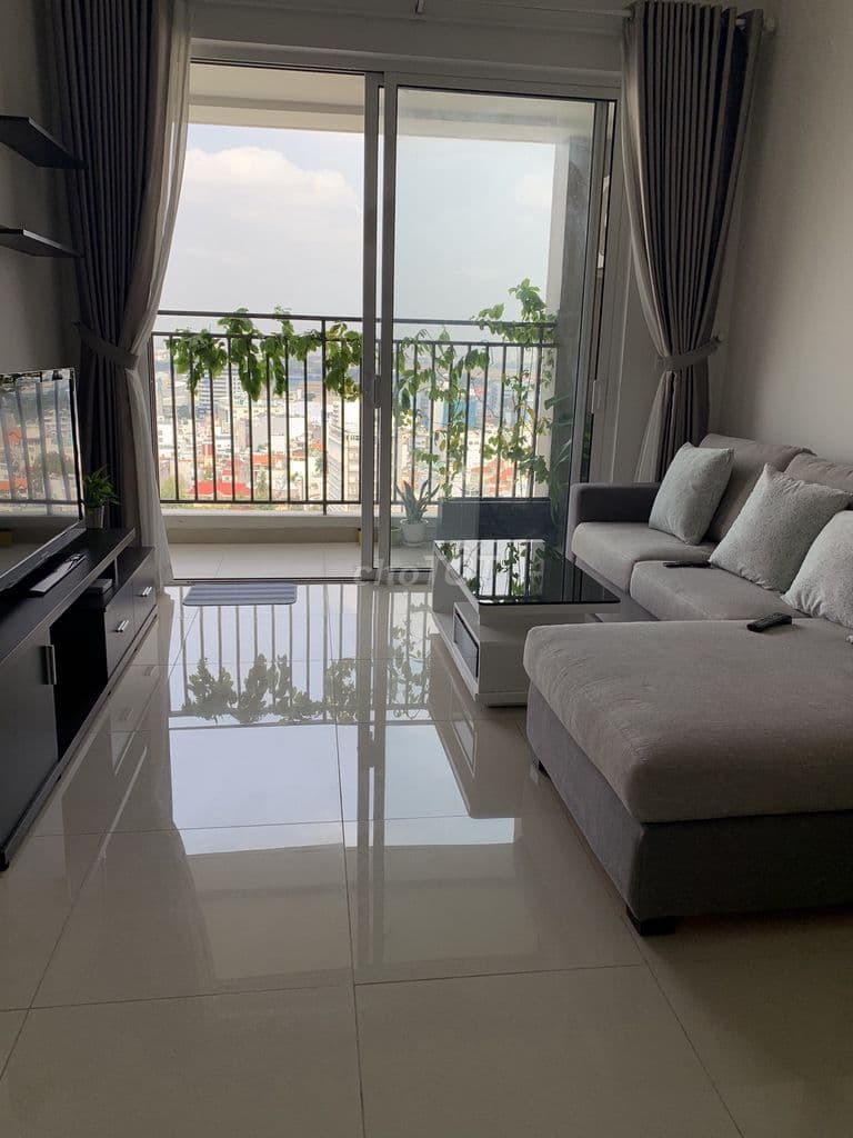 Bán gấp căn hộ chung cư Screc Quận 3, 92m2, 2PN, 5.7 tỷ, sổ hồng.