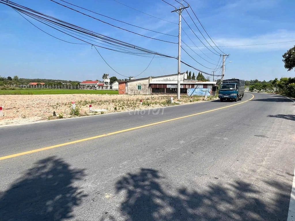 Chủ Kẹt tiền bán lô đất 150m2 Thổ cư Mặt tiền nhựa TL7- Giá 980TR .