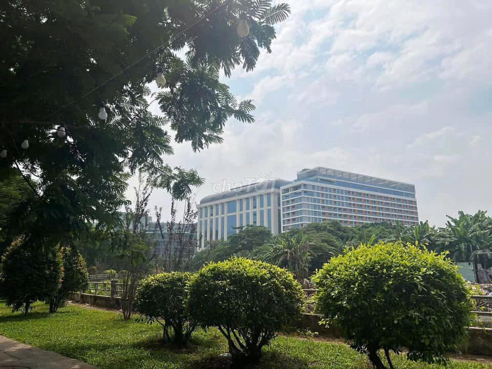 Ngộp! Giảm mạnh 1.1 tỷ - Nhà MT Đặng Thùy Trâm, P. 13, Bình Thạnh.