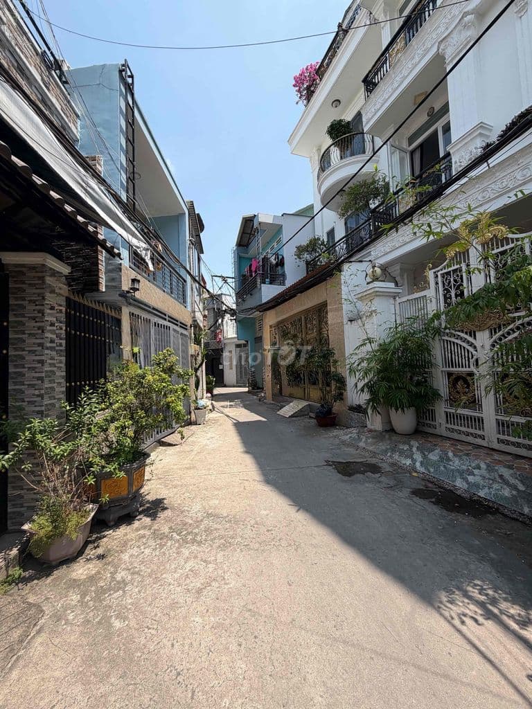 CẦN TIỀN BÁN GẤP NHÀ ĐẸP ĐƯỜNG XE TẢI - Ảnh 2