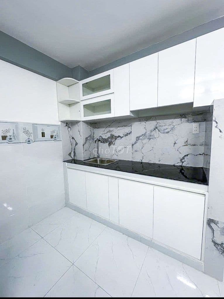 Mặt tiền Thái Phiên Q11 nhà 3 tầng DT 3,8mx11.3m giá 6,980 tỷ - Ảnh 2