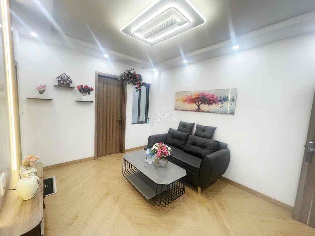 Bán CCMN Trung Phụng Đống Đa, Mới Đẹp , Chuẩn Pccc