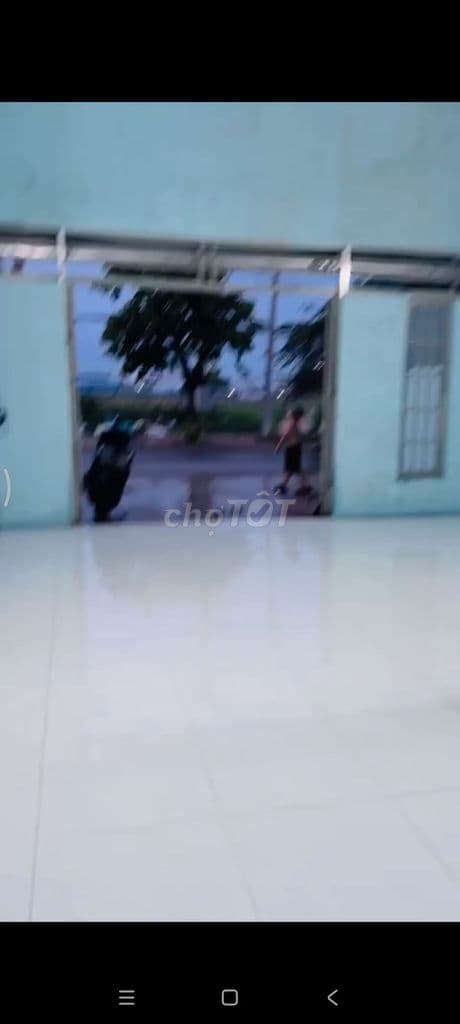 BÁN ĐẤT TẶNG NHÀ CẤP 4 MẶT TIỀN XUÂN THỚI THƯỢNG 6 DT6X15M GIÁ 5.5 TỶ