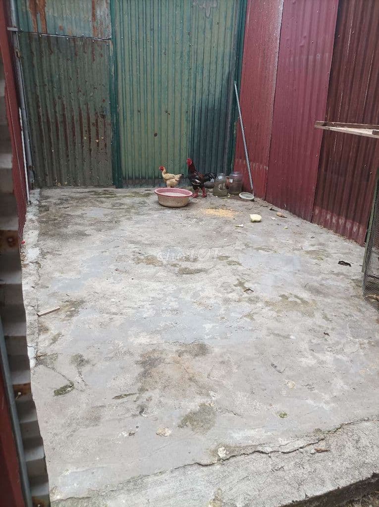 Bán nhà tôn 30m2 trong ngõ 254 VĨNH HƯNG