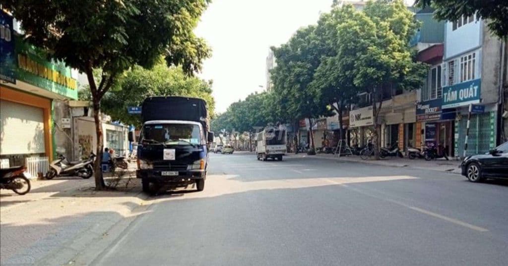 Nhà 7 tầng - ngay phố Thạch Bàn - cách Aeon mall chỉ 500m - Ảnh 3