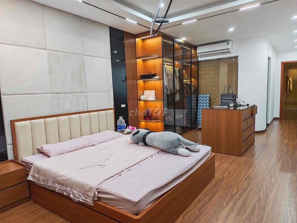 Chính Chủ Bán Biệt Thự Nguyễn Thị Thập - Nguyễn Tuân - Ảnh 3