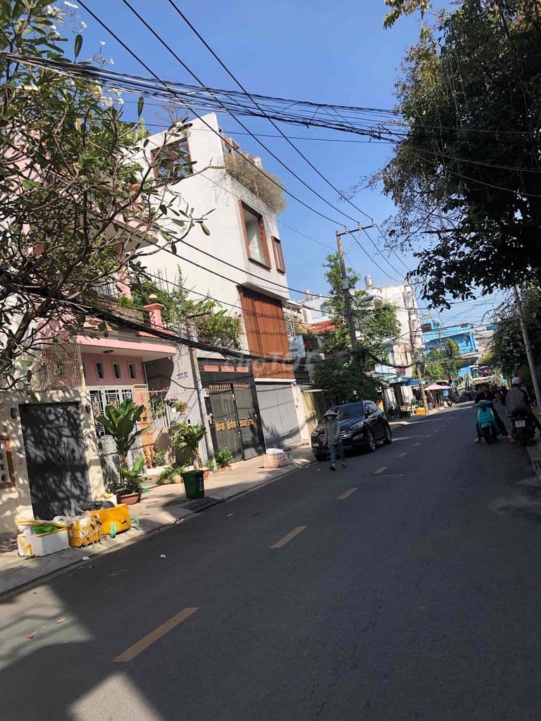 cần bán nhà MT đường ba vân 4 x14 đúc 3 tấm giá - Ảnh 2