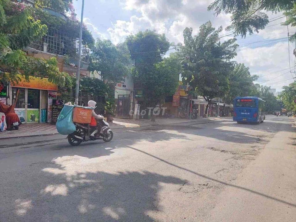 🔥 5TỶ CÓ NHÀ 64M2 NỞ HẬU ĐƯỜNG LÊ VĂN THỊNH – K MỒ MẢ– DÒNG TIỀN SẴN 🔥