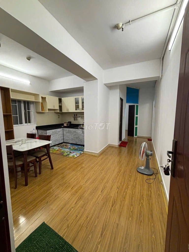Bán Gấp Căn Hộ 62 m2, 2 PN, nhà đẹp - Ảnh 3