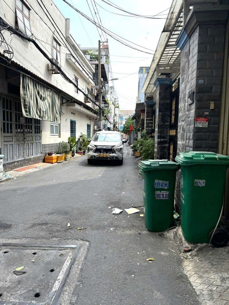 Chính chủ bán nhà hẻm xe hơi thông - vị trí đẹp - kinh doanh được