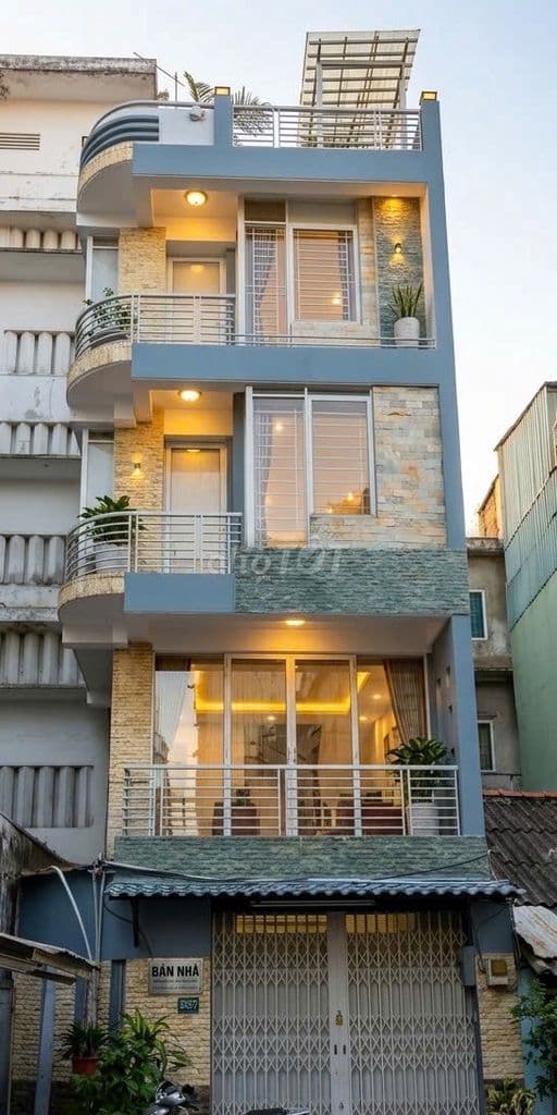 BÁN NHÀ QUẬN 1 HẺM XE HƠI NGUYỄN TRÃI GIÁ RẺ