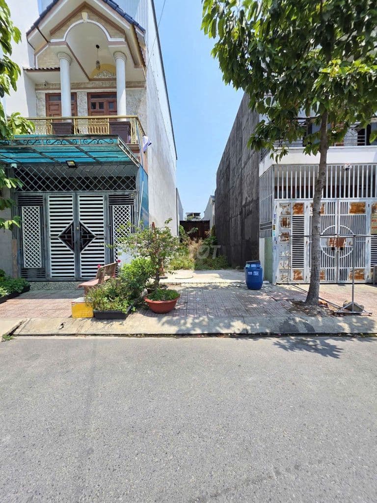 BÁN ĐẤT MẶT TIỀN QUỐC LỘ 50 - SỔ HỒNG RIÊNG - GIÁ 1.6 TỶ