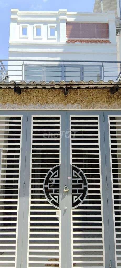 BÌNH TÂN _ NHÀ ĐẸP XE HƠI ĐẬU TRƯỚC NHÀ - 56M2 - SỔ HỒNG RIÊNG