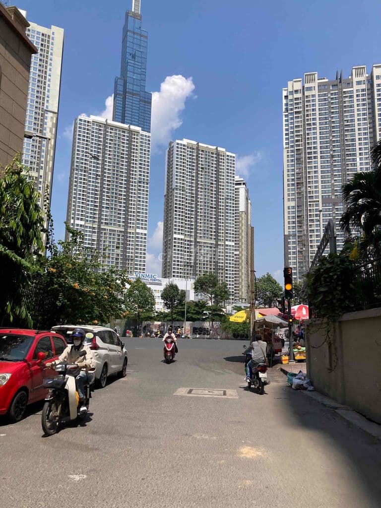 Bán CHDV sát Vinhome Tân Cảng