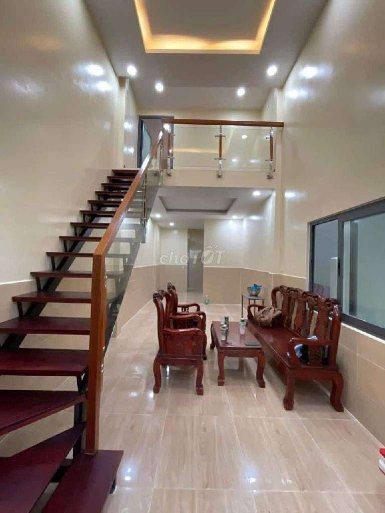 Bán nhà Tô Hiệu, 4m x 12m, hỗ trợ vay bank, chỉ hơn 3 tỷ TL