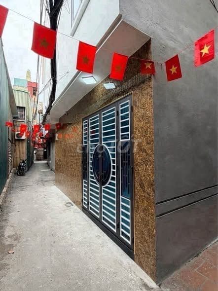 bán nhà trung tâm quận thanh xuân lô góc