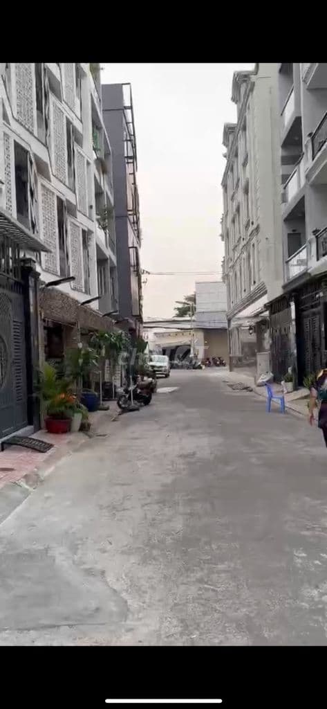 Bán nhà đất