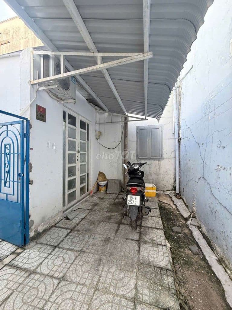 Dãy Trọ đường QUỐC LỘ 1A, phường TÂN CHÁNH HIỆP, Q12, dt 102m2