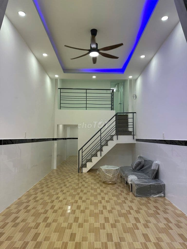 Chỉ 1ty450 sở hữu ngay căn nhà có 1PT 2PN 2WC hẻm thông xe oto tới cửa