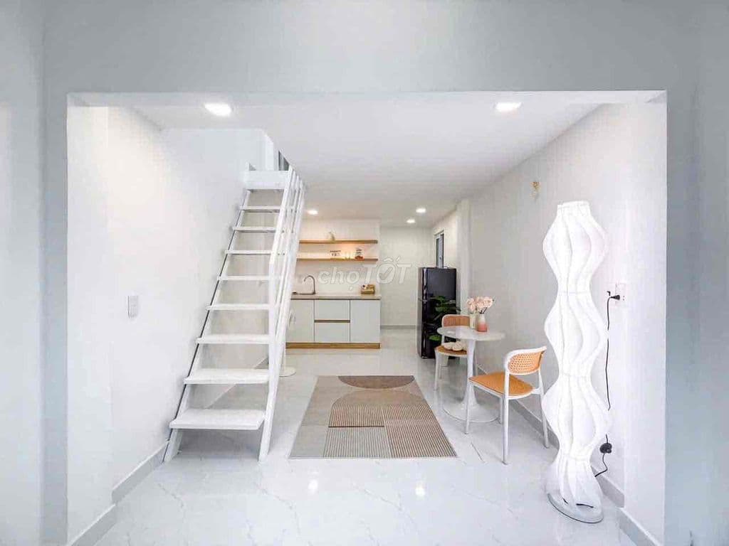 Nhà bán quận 4 cũ gồm có 3 căn nhà riêng biệt cho thuê - Ảnh 2