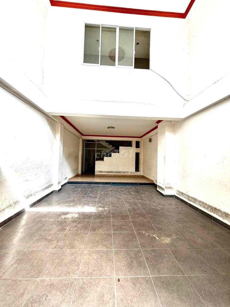 Nhà CHDV giảm giá 300triệu bán gấp - Ảnh 2