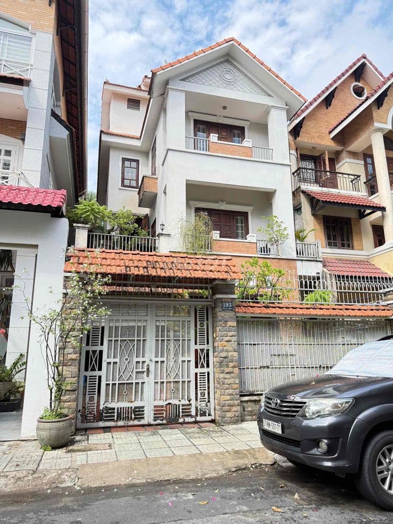 NHÀ MẶT TIỀN HOA LAN – PHÚ NHUẬN – CHỈ 53 TỶ