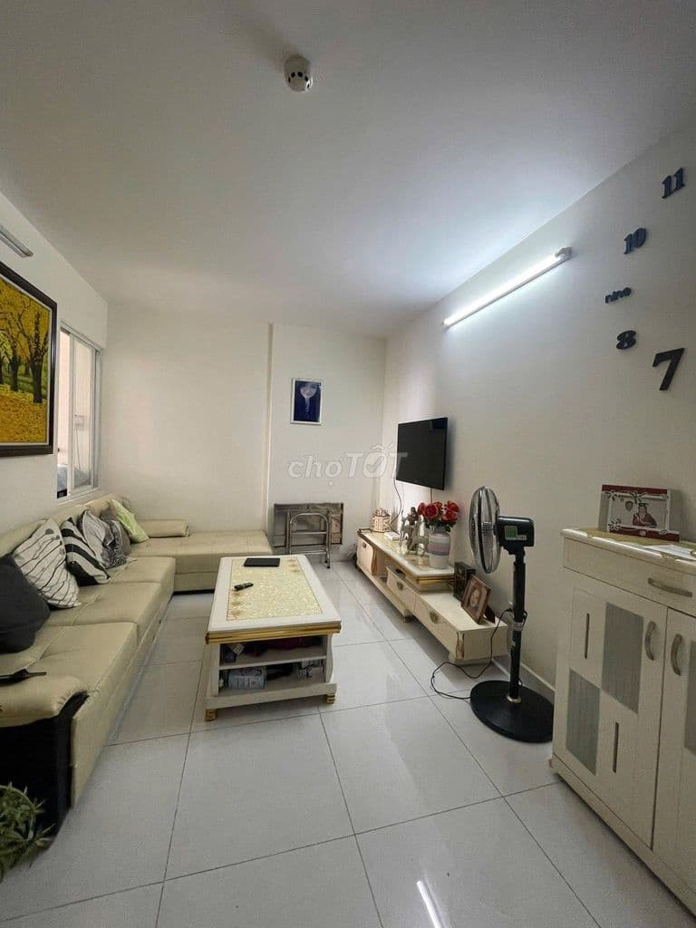Hàng Hiếm! Căn Hộ Tầng Cao, Block B1 Chung Cư Bông Sao, 2 Phòng Ngủ - Ảnh 2