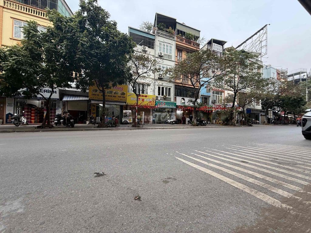 TÔI bán 2 MẶT PHỐ MINH KHAI - DƯƠNG VĂN BÉ 130m2 Mt8m Vỉa hè 7m