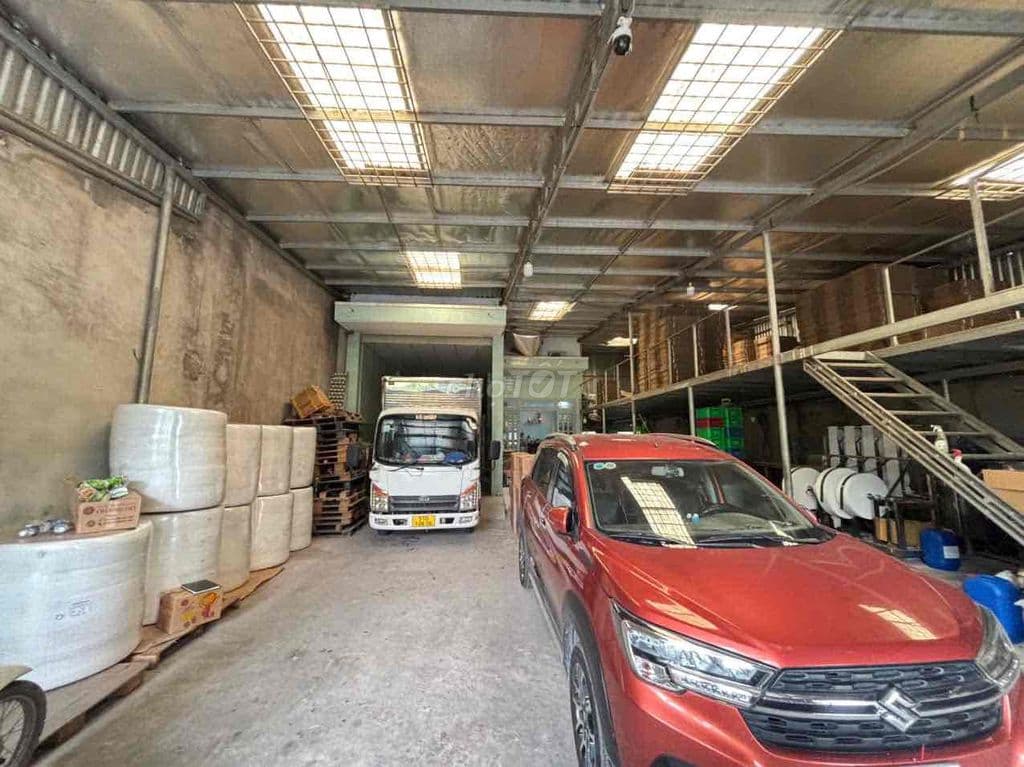 Bán Đất có sẵn Kho và nhà C4, mặt tiền XTT32, Hóc Môn - Ảnh 3