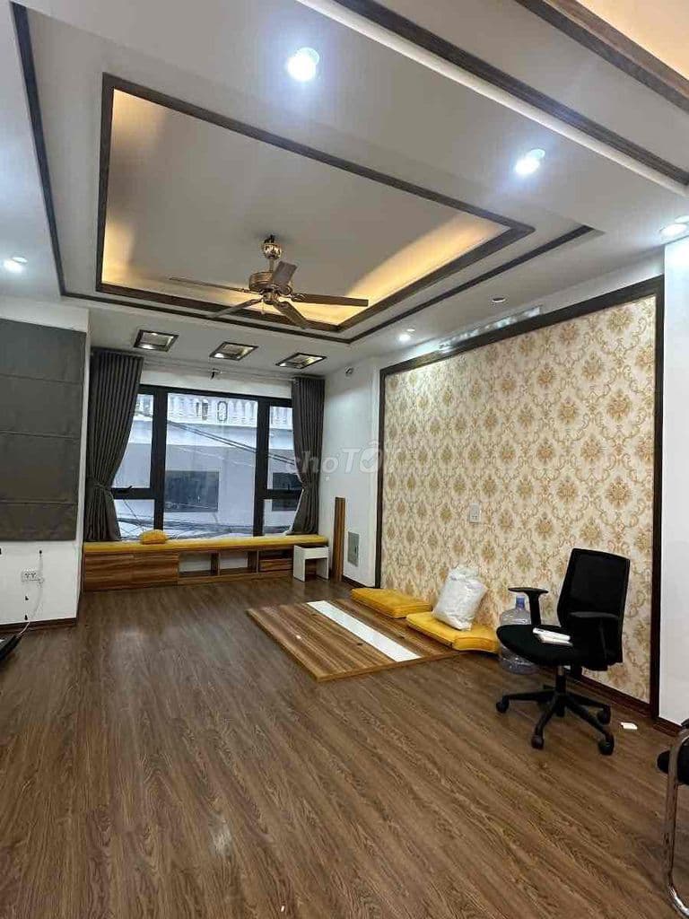 Siêu hiếm Phố Quan Nhân, nhà đẹp, full nội thất, KD, oto đỗ cửa, dt 36