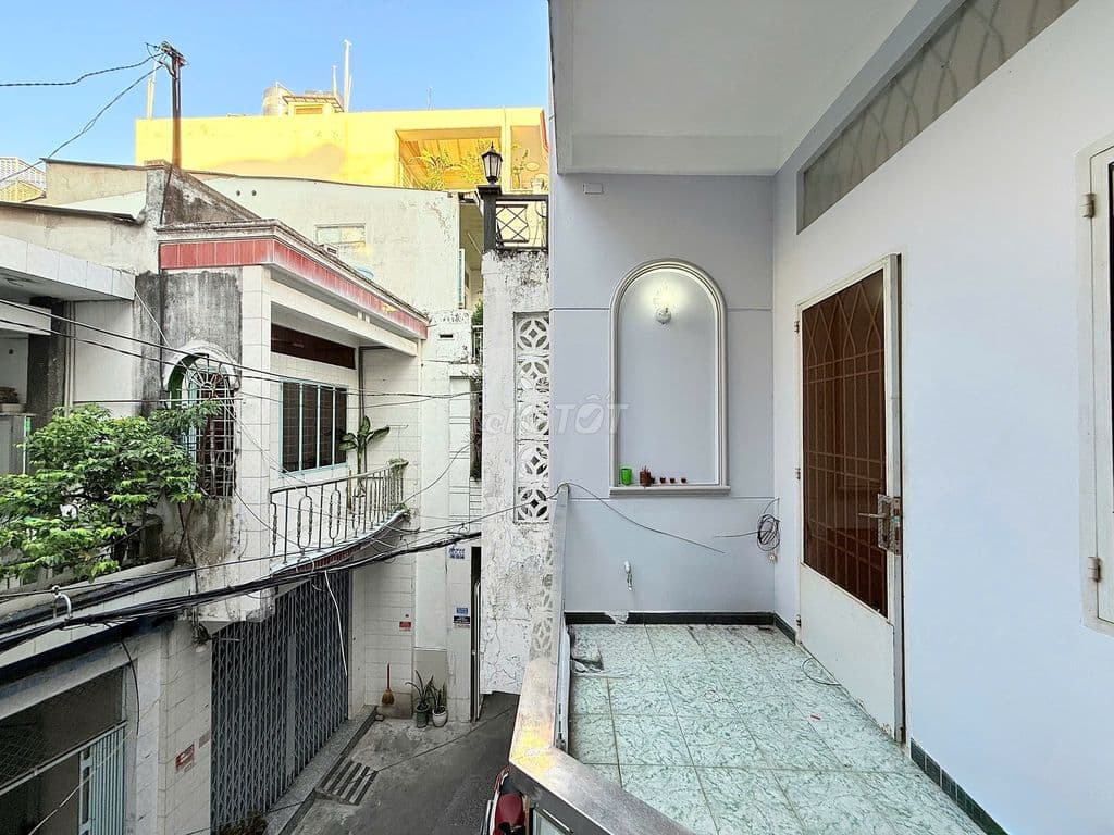 Bán nhà 3 tầng hẻm 4m 137/ Lê Văn Sỹ, Phú Nhuận, dt 3,5x10m - 6,3 tỷ - Ảnh 2