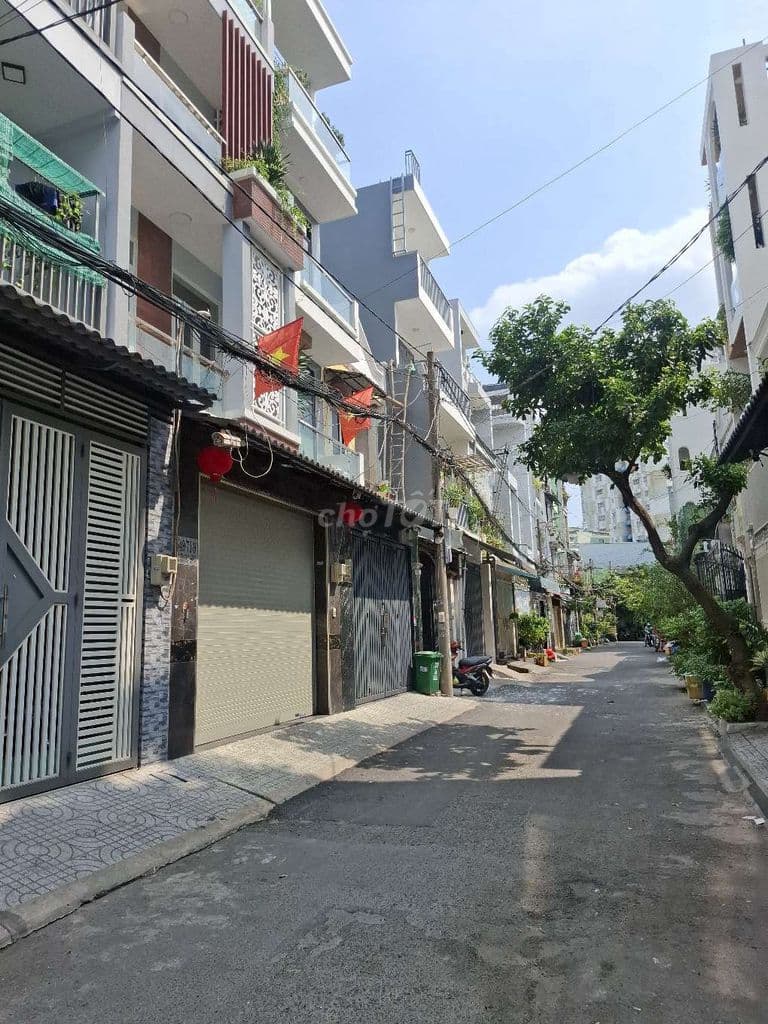 Bán nhà mặt tiền đường thông xe tải 4×13 trệt lầu - Ảnh 2