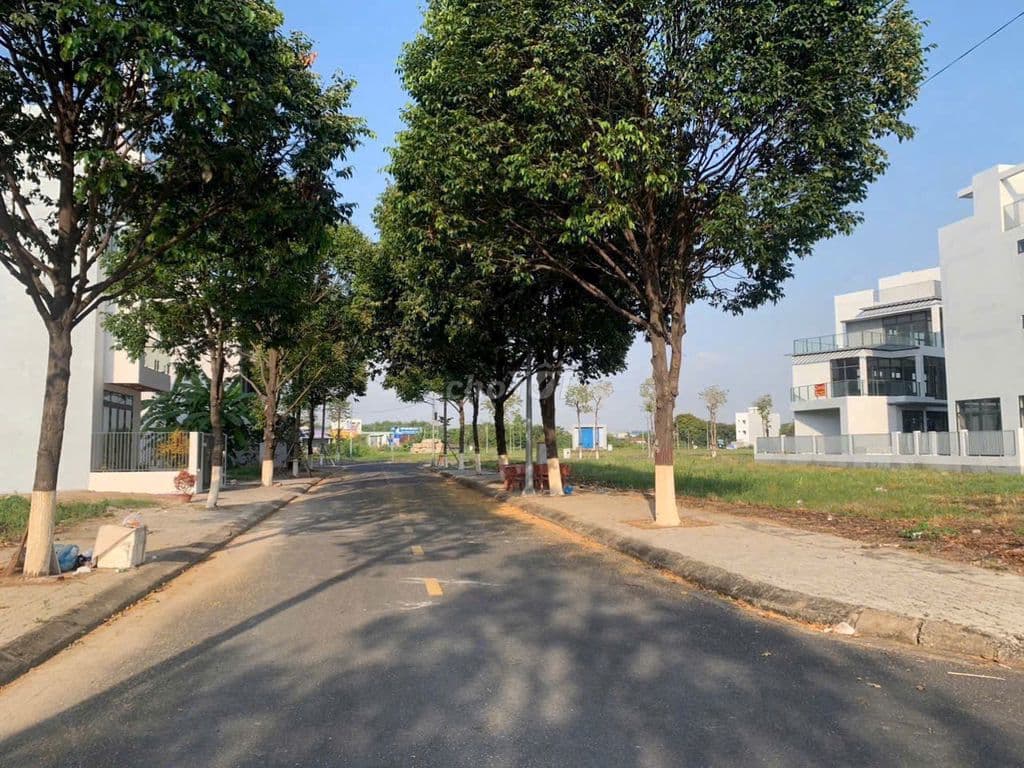 Cần bán đất Quận 9 - Sổ sẵn - 100m2 - Full thổ cư - Giá 25 triệu/m2 - Ảnh 3