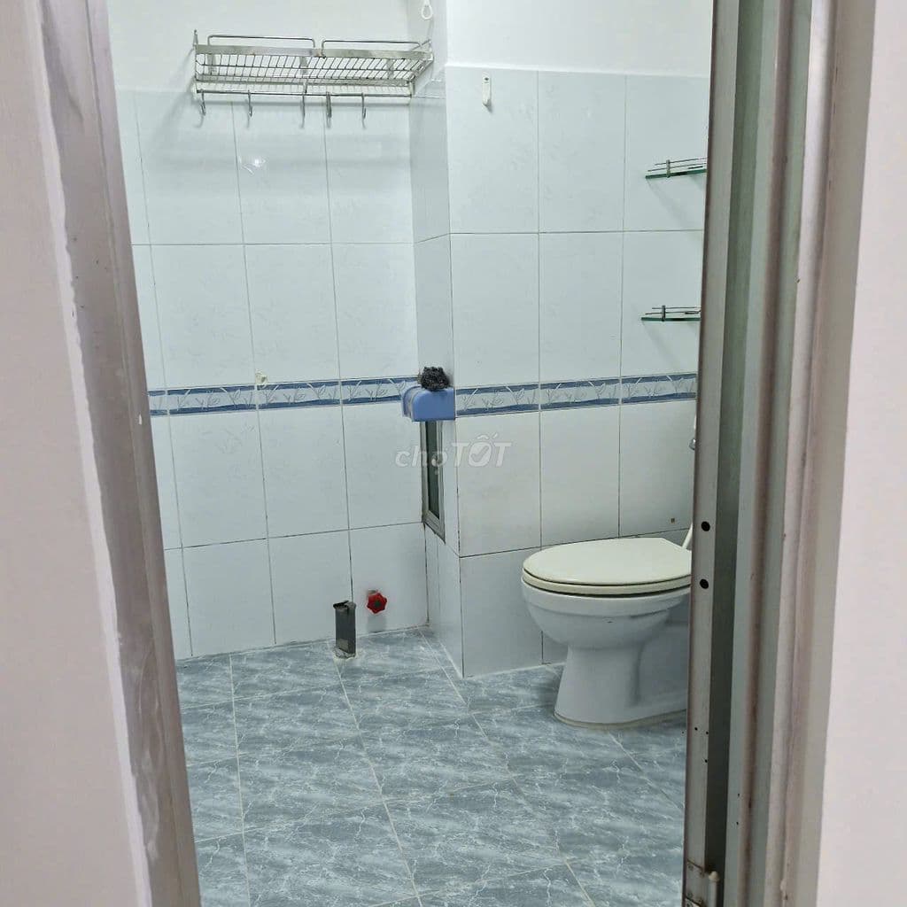 Cần bán căn hộ chung cư Ngô Gia Tự (thang máy) Q10, 3.5 tỷ - Ảnh 2