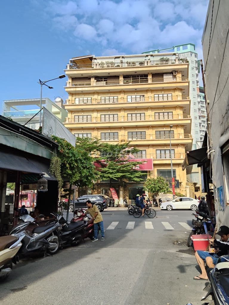 CẦN BÁN GẤP NHÀ HẺM XE HƠI ĐƯỜNG Tô Hiệu, Hiệp Tân, Tân Phú