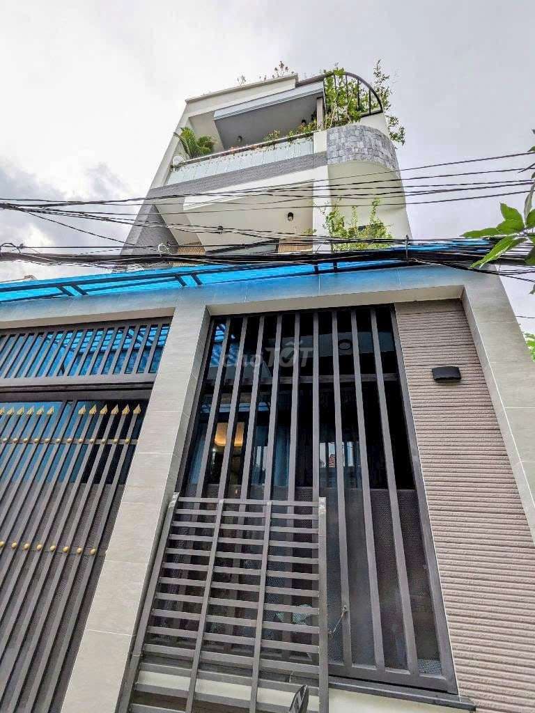 LÔ GÓC, NHÀ CHÍNH CHỦ XÂY,3 TẦNG ,45M2,SHR HOÀN CÔNG CHỈ 5X TỶ