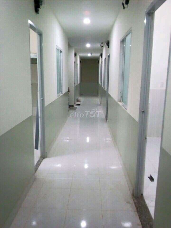 Phòng 18m2, ngay ngã 4 Phú Nhuận, giờ giấc tự do - Ảnh 3