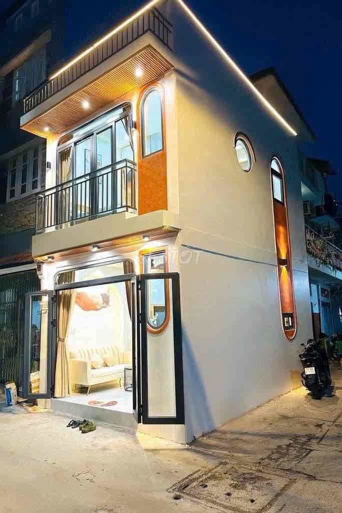 Bán Gấp Căn nhà hẻm xe hơi Q.12, dt: 42m2, giá: 1.1 Tỷ -