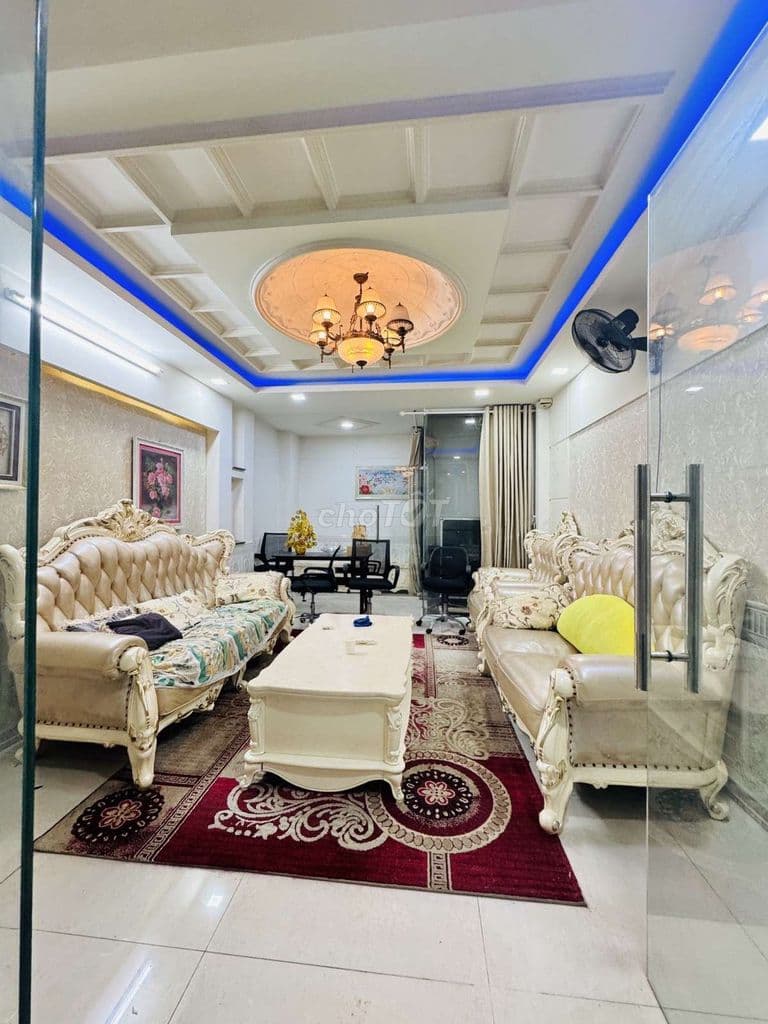 bán nhà p15 tân bình liên hệ e ngay để xem nhà thương lượng giá tốt