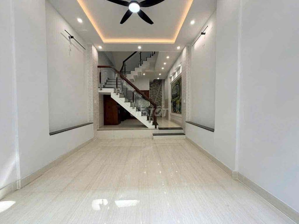 42-3PN FULL nội thất- Hẻm 1/ Ngay Vincom Phan Văn Trị