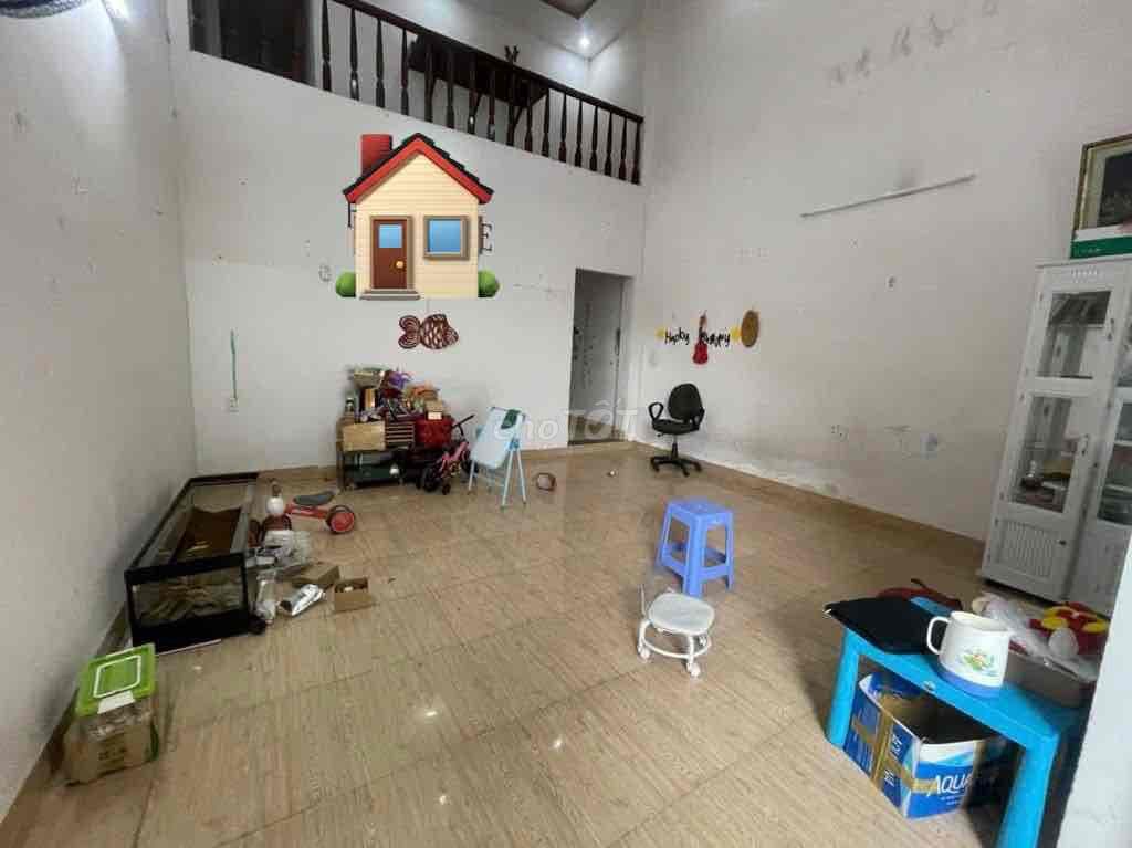 NHÀ SÁT PHẠM VĂN ĐỒNG LINH ĐÔNG- HXH- NGANG 5M- 2 TẦNG- 100M2 CHỈ 6,X