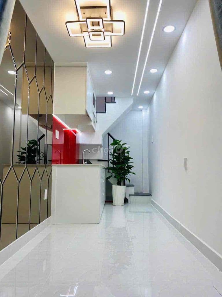 Nhà mới 2 lầu Hẻm 6m thông sát Âu cơ