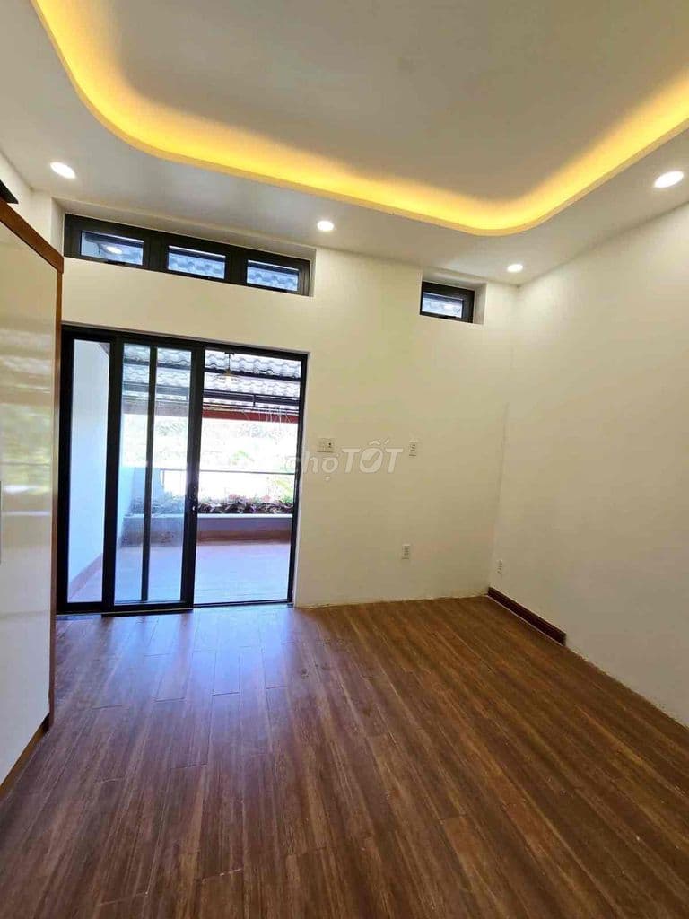 NHÀ PHỐ 50M2, 2 TẦNG, HOÀN CÔNG ĐỦ, ĐƯỜNG Ô TÔ 9M, GẦN METRO - Ảnh 2