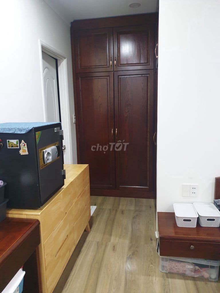 Cần bán gấp căn hộ Happy Valley , Phú Mỹ Hưng, giá 9ty