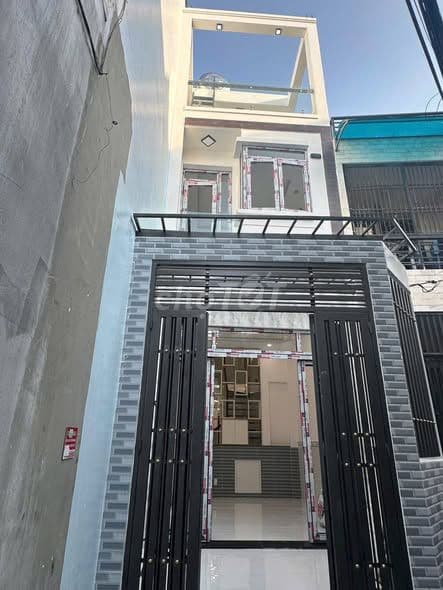 5,28 Tỷ Nhà PTH xây mới 3,1 x 13,5 ,2 lầu 3pn + st sổ hồng hoàn công