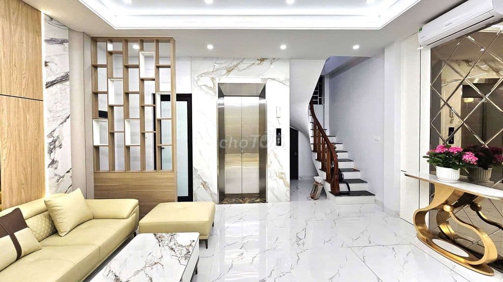 Xuân Đỉnh, oto đỗ, xây mới, thang máy, full nội thất, an ninh tốt