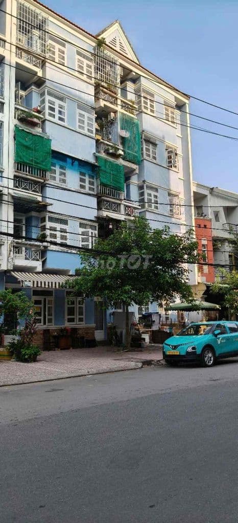 Bán MTKD Cao Thị Chính, Phú Thuận, Quận 7, 7mx9m, giá nhỉnh 4 tỉ