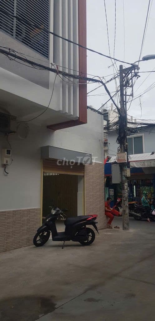 Bán nhà hẻm 136 Trần Văn Kỷ