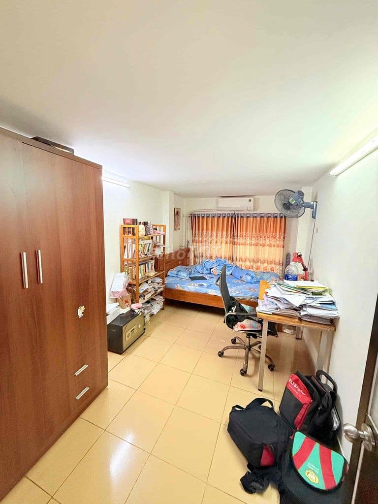 Nhà 4 tầng 3PN giá tốt - Ảnh 3
