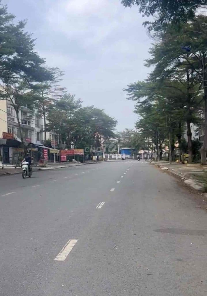 Thanh lý nền đất ngay gần bến xe quận 8 - Ảnh 2